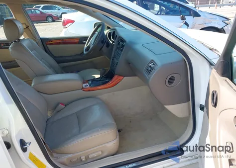 2001 Lexus Gs z USA, uszkodzony, nr VIN JT8BD69S610119062